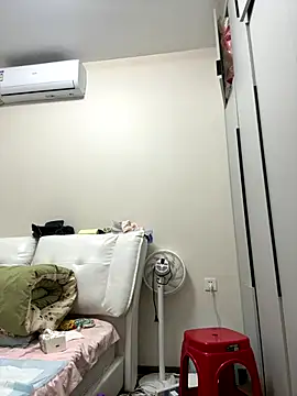 22xiaopingguo online show from December 2025 03:40:02 PM