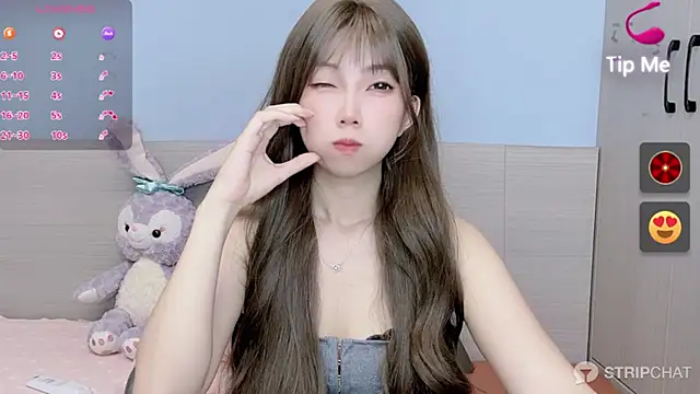 Snapshot of Fortune-PZ chatting on November 2025 02:04:02 AM Fortune-PZ online show from November 2025 02:04:02 AM