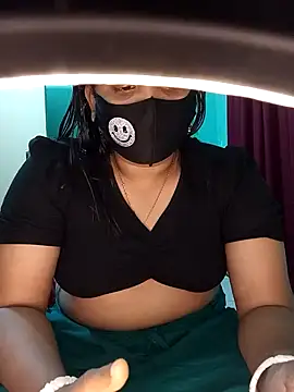 priya2098 online show from February 2026 06:26:02 PM