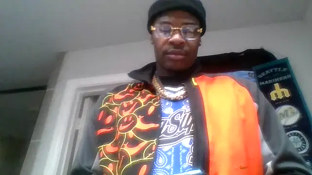 Snapshot of YOUNGmj6023 chatting on December 2025 02:41:02 AM YOUNGmj6023 online show from December 2025 02:41:02 AM