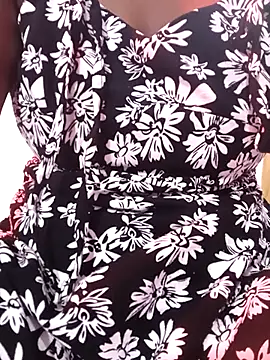 Snapshot of Amasha---- chatting on December 2025 02:23:01 PM Amasha---- online show from December 2025 02:23:01 PM