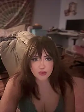 fawnypaws  online show from November 2025 10:11:02 PM