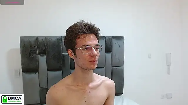 SaccharineSin online show from November 2025 04:59:02 AM