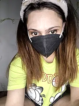 HONEY BEBS online show from February 2026 06:37:01 PM