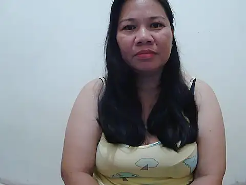 Snapshot of hottiemama69 chatting on November 2025 09:28:01 PM hottiemama69 online show from November 2025 09:28:01 PM