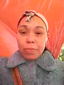 lotte-cofe online show from November 2025 02:14:01 AM