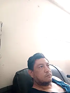 Snapshot of Senor420 chatting on November 2025 05:15:02 PM Senor420 online show from November 2025 05:15:02 PM