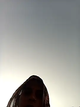 Shivani555 online show from November 2025 07:45:01 AM