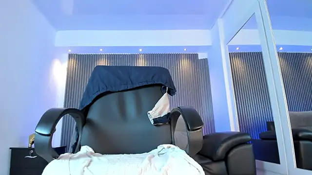 Bastthianxxx online show from December 2025 06:48:01 PM