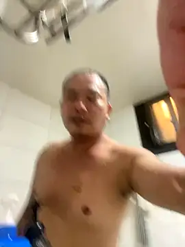 chenweine online show from November 2025 05:06:02 PM