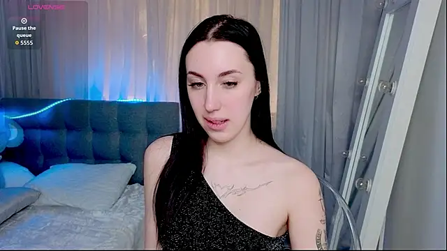 Miss  Linn online show from February 2026 11:49:01 AM