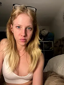 RosieLovexoxx online show from January 2026 08:01:02 PM