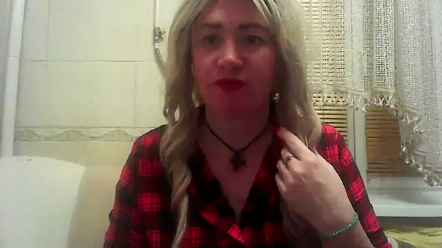 ClaireShannon online show from December 2025 05:42:02 PM