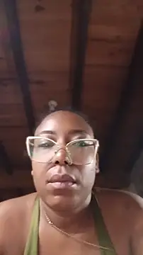 Snapshot of ChanneldelaCroix chatting on June 2026 11:23:01 AM ChanneldelaCroix online show from June 2026 11:23:01 AM