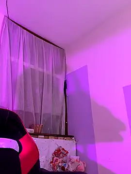 lina10  online show from December 2025 11:34:02 PM