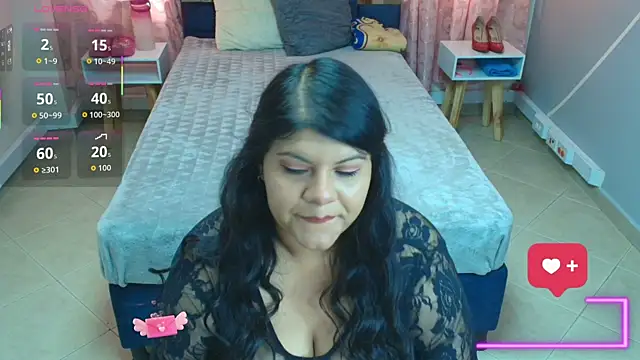 Snapshot of Natasha_Saenz__ chatting on December 2025 01:31:02 PM Natasha Saenz online show from December 2025 01:31:02 PM
