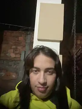 Snapshot of larysinha chatting on May 2026 02:17:02 AM larysinha online show from May 2026 02:17:02 AM
