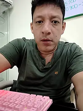 Snapshot of KairoStormX chatting on December 2025 02:28:02 AM KairoStormX online show from December 2025 02:28:02 AM