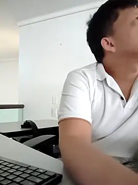 Snapshot of KairoStormX chatting on January 2026 12:42:02 PM KairoStormX online show from January 2026 12:42:02 PM