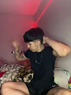 wil hot online show from November 2025 05:10:01 AM