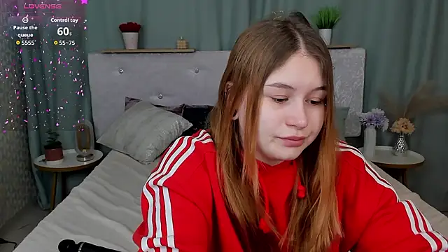 MilanaXHoney online show from March 2026 12:46:02 AM