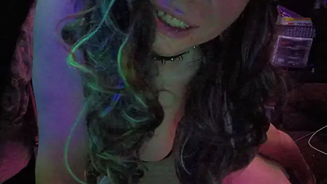 spunfoxxx online show from January 2026 08:03:02 PM