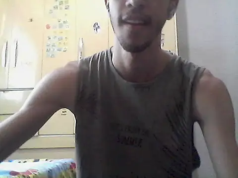 Joaozinh069 online show from November 2025 12:08:02 PM