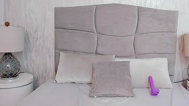 Naomii BDSM online show from March 2026 02:39:02 AM