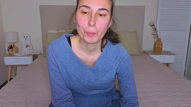 Olivia milf  online show from November 2025 09:52:01 PM