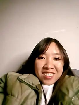 Minsssa20 online show from January 2026 05:04:02 PM