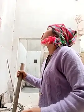 Pretty-haert online show from February 2026 06:51:01 AM