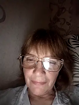 MichelleLove48 online show from April 2026 07:53:01 PM