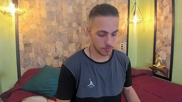 PatrickS25 online show from February 2026 04:52:02 AM