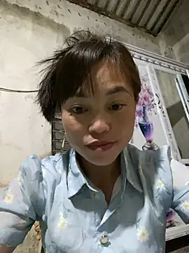 Lilik2 online show from March 2026 09:43:02 PM