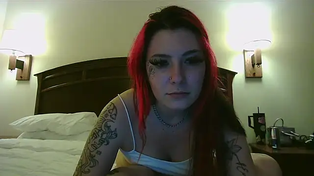Snapshot of Maexoxo chatting on June 2026 03:48:02 AM Maexoxo online show from June 2026 03:48:02 AM