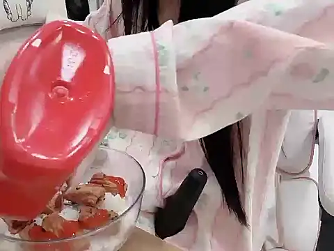 Yuyu-baobei online show from February 2026 01:55:01 AM