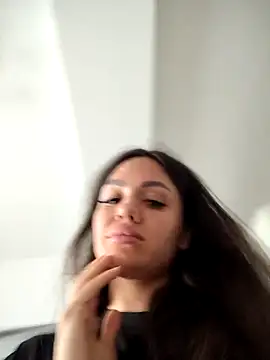 Snapshot of SiennaLuxexx chatting on May 2026 11:04:02 AM SiennaLuxexx online show from May 2026 11:04:02 AM