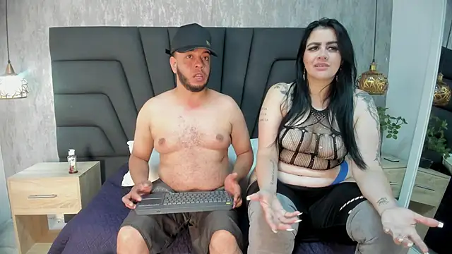 Snapshot of Spencer_LunaBigtits chatting on December 2025 09:02:01 PM Spencer LunaBigtits online show from December 2025 09:02:01 PM