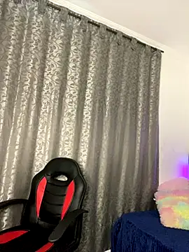 NATALIA EF online show from December 2025 12:25:01 PM