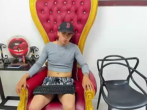 Snapshot of jason_gray69 chatting on December 2025 02:01:01 PM jason gray69 online show from December 2025 02:01:01 PM