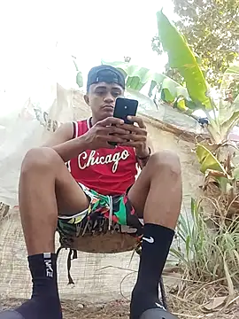 Snapshot of youngboypiss chatting on March 2026 11:39:02 AM youngboypiss online show from March 2026 11:39:02 AM