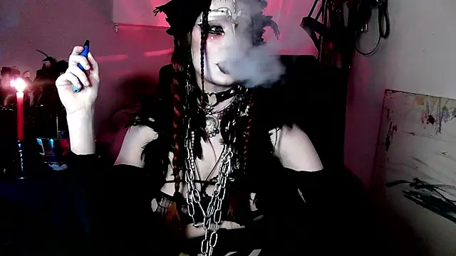 Snapshot of EmpressMorrigan chatting on January 2026 01:48:02 PM EmpressMorrigan online show from January 2026 01:48:02 PM