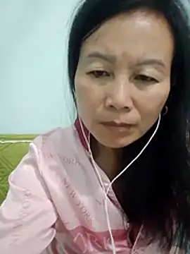 Lili-123k online show from December 2025 06:49:02 PM