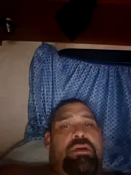 Jparedes25 online show from December 2025 09:47:02 AM