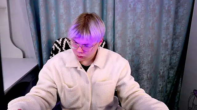 Brian Mils online show from January 2026 12:21:01 PM