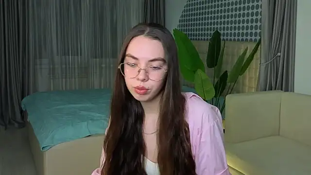 JesusBeckler online show from December 2025 04:11:01 PM