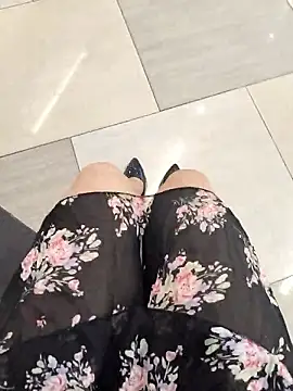 Snapshot of Miky_Lyn chatting on January 2026 07:57:01 AM Miky Lyn online show from January 2026 07:57:01 AM