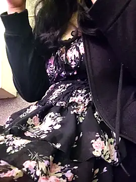 Snapshot of Miky_Lyn chatting on February 2026 05:45:01 AM Miky Lyn online show from February 2026 05:45:01 AM