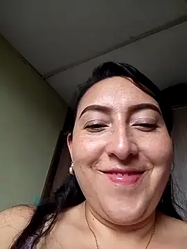 Valeria montana  online show from May 2026 09:42:02 PM