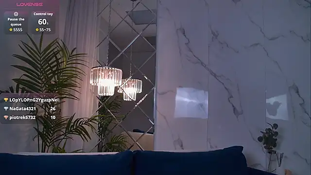 Snapshot of LisaDeviss chatting on January 2026 09:57:01 AM LisaDeviss online show from January 2026 09:57:01 AM